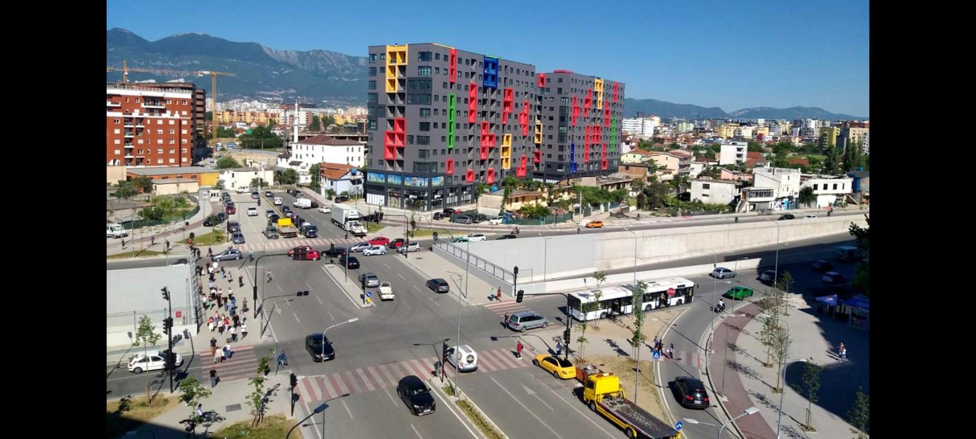 Marinela Apartment Tirana Esterno foto